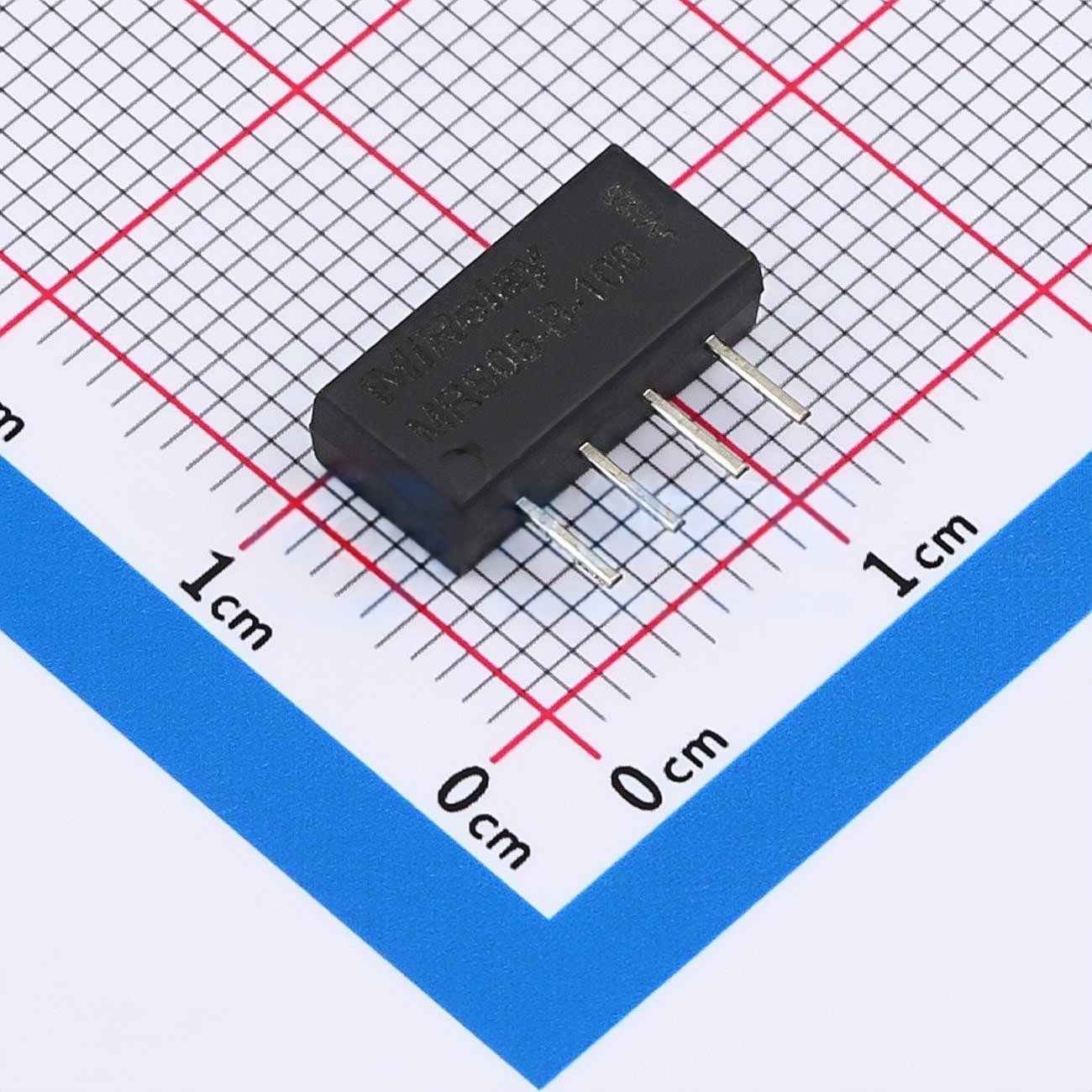 Level sensor, level gauge